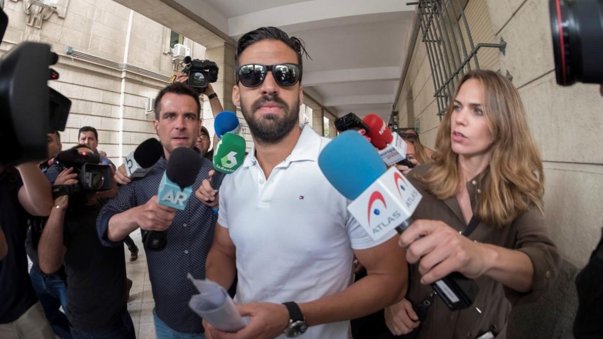 Antonio Manuel Guerrero, miembro de La Manada, ante el juzgado de guardia de Sevilla.