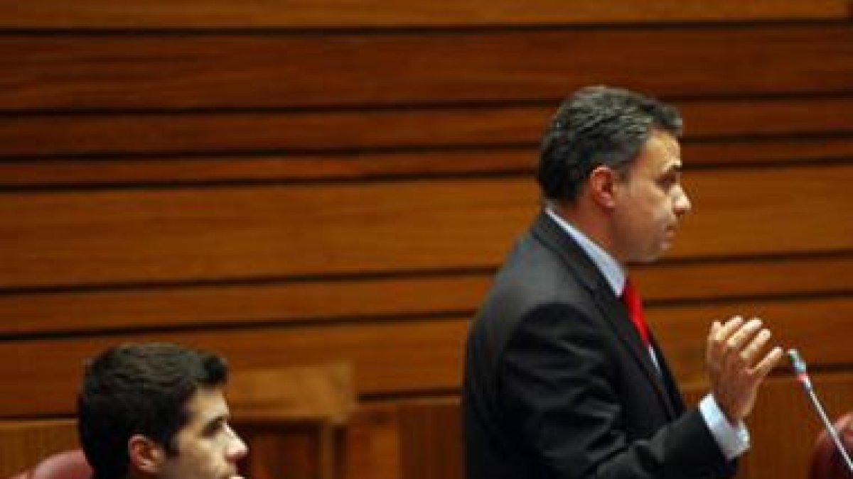 Otero y Castresana, en la sesión plenaria de ayer.