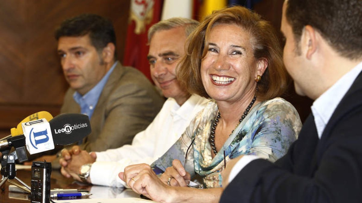 Julio Álvarez, José Ignacio de Luis, Montserrat Gutiérrez y Juan Hernández Dopico.