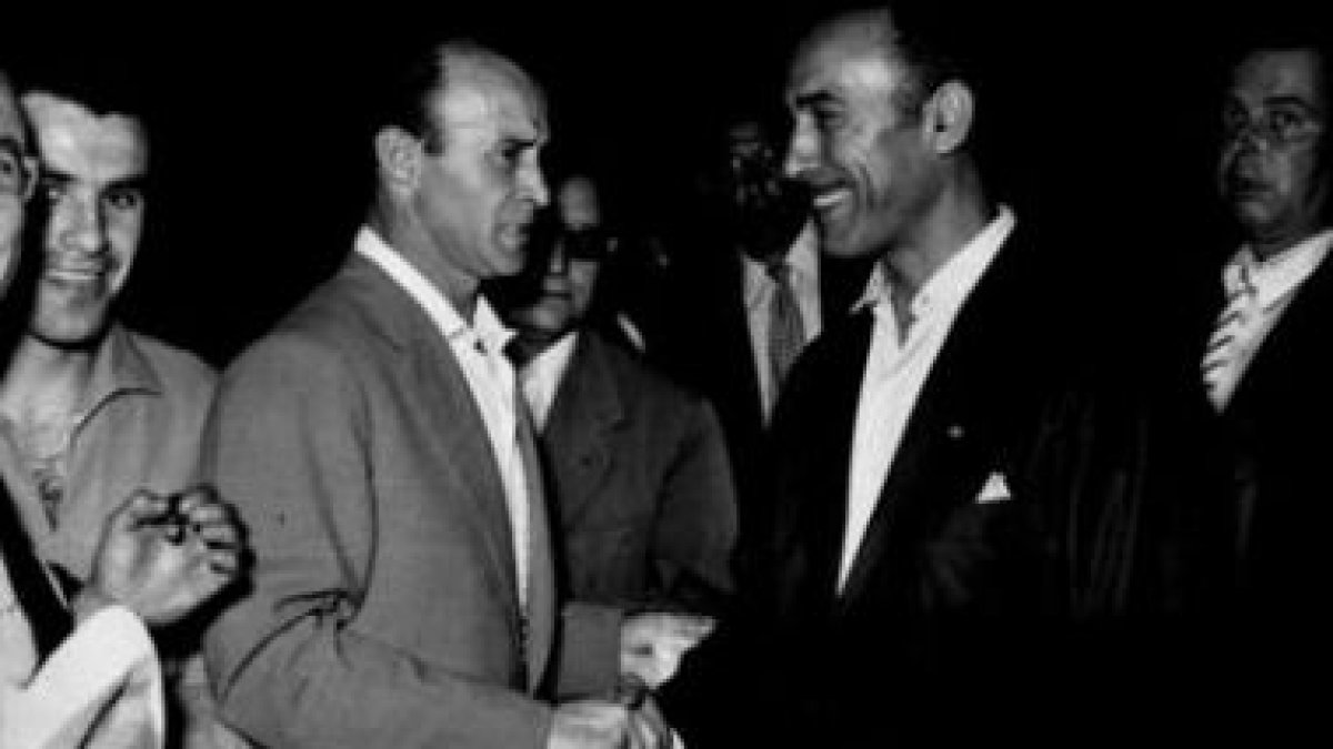 César Rodríguez es con diferencia el mejor jugador que ha dado León en el fútbol.