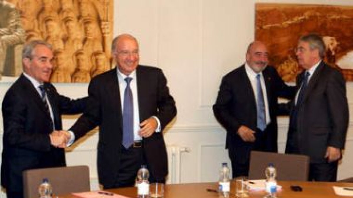 Julio Fermoso es el nuevo presidente de la Federación de cajas.