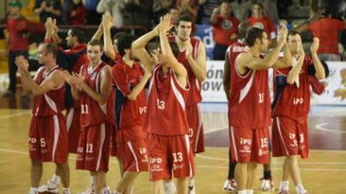 Los jugadores agradecieron a la afición su apoyo
