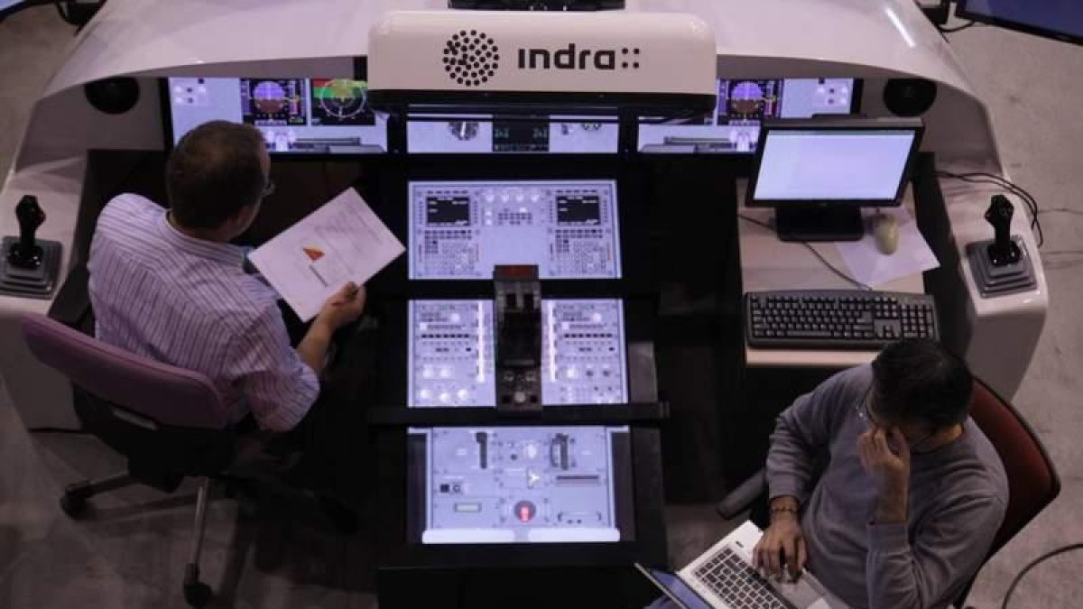 El iCAT permite entrenar en varios modelos de aviones, y reduce costes frente a otros simuladores de vuelo. DL.