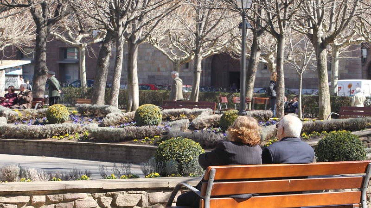 Aspecto de un parque en el centro de la capital leonesa.
