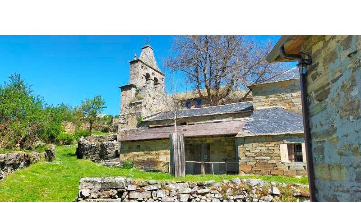La localidad conserva al menos diez edificaciones, algunas de ellas parcialmente derruidas y otras restauradas por los descendientes de los vecinos. DL
