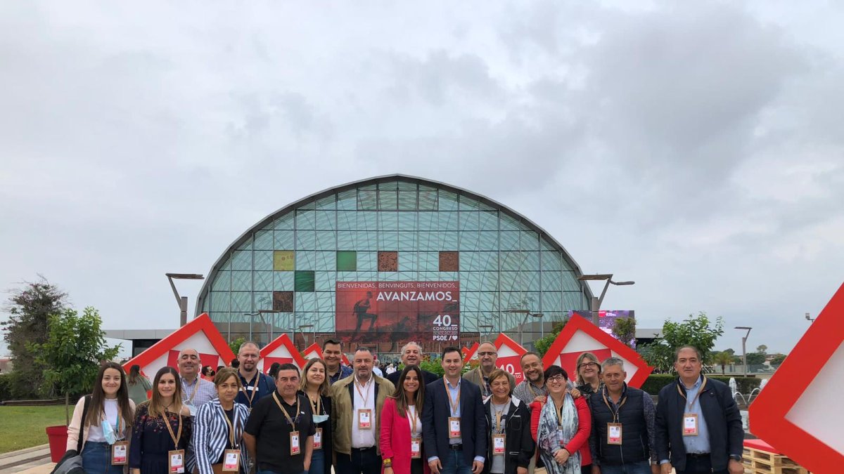 Representantes socialistas leoneses en el 40º Congreso Federal que se celebra en Valencia. DL