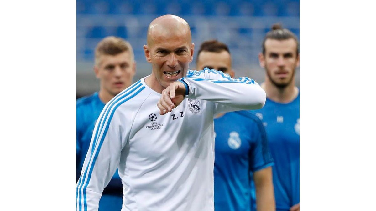 Zidane, al frente del Madrid, en una imagen de archivo. BALLESTEROS
