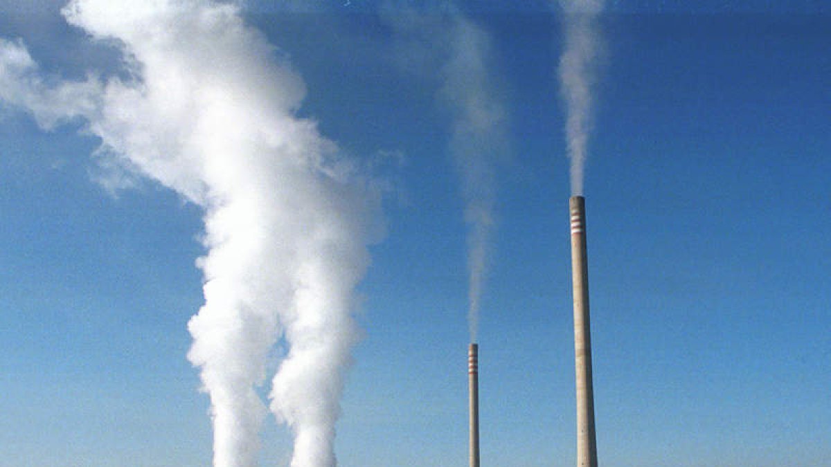 Dos grupos de la térmica de Compostilla II han permanecido operativos esta semana.