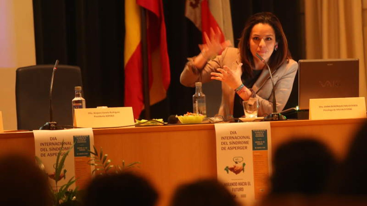 Ana F. Barredo