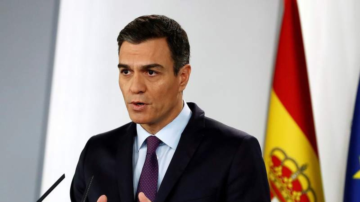 El presidente del Gobierno, Pedro Sánchez, pasa por sus momentos más tensos. SEBASTIÁN MARISCAL