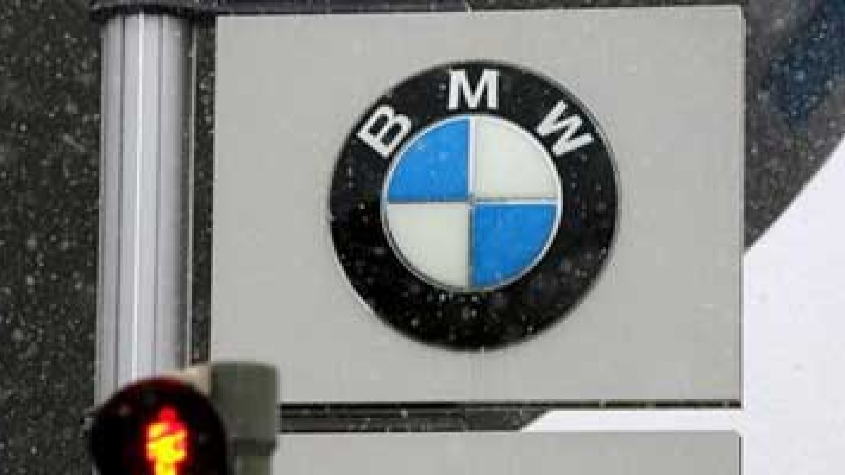 Logo del fabricante de coches alemán BMW.