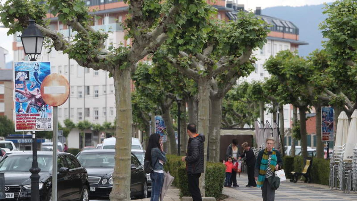La capital del Bierzo Alto mejora las conexiones de Internet. M.Á.C.