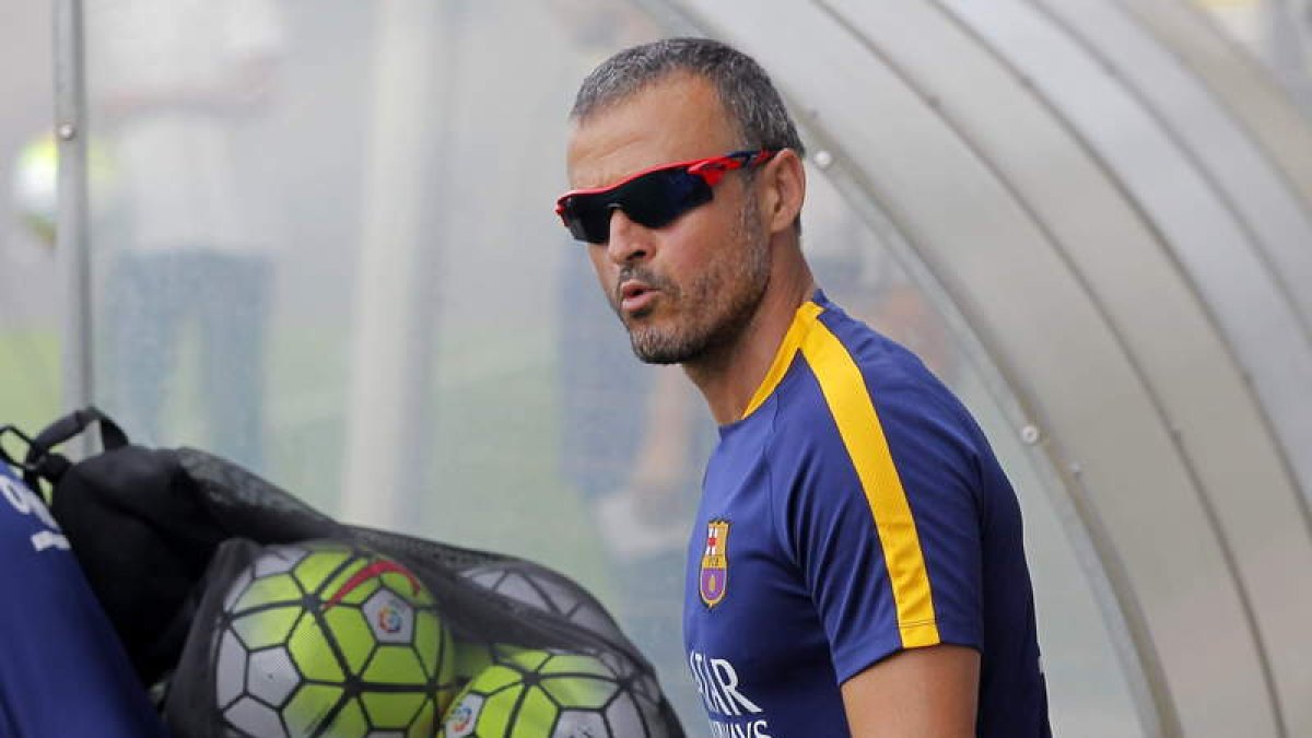 A Luis Enrique no le hacen gracia las giras.