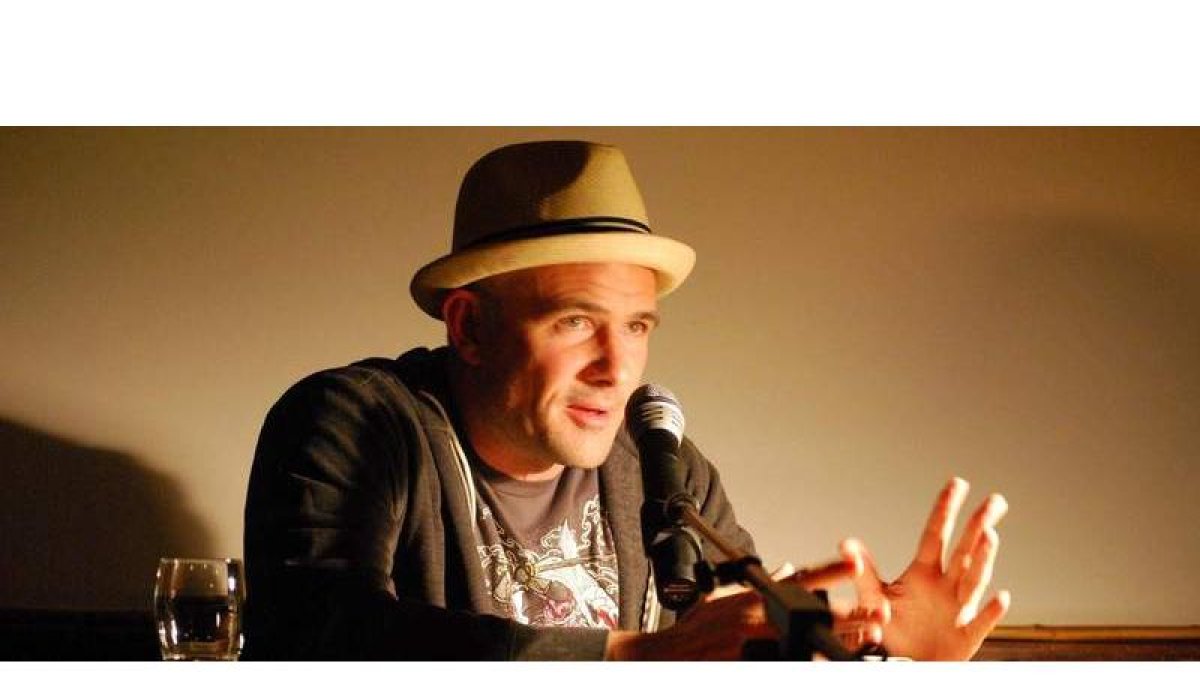 El escritor norteamericano Mark Z. Danielewski, al que algunos comparan con Borges y con el mismísimo Cervantes.