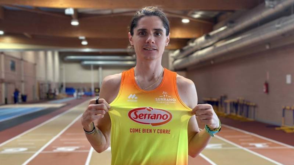 Roberto Aláiz finalizó como el tercer mejor español en los 10K de Valencia celebrados ayer. DL