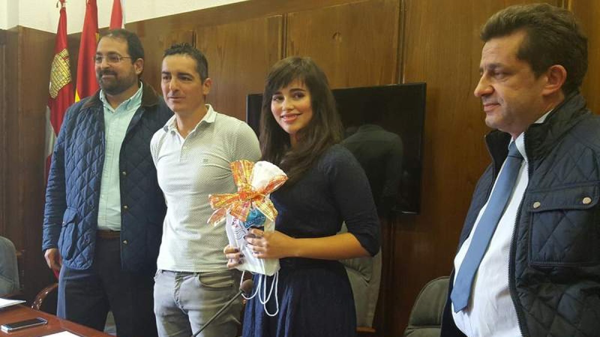 Enríquez, Mendo, Raquel Blanco Prada y Aldonza.