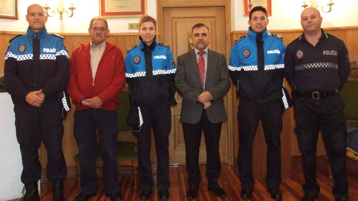 Carlos Galindo, Juan Gobantes, Mirta Rábade, José Miguel Palazuelo, Jonay García y Salvador Rivera.