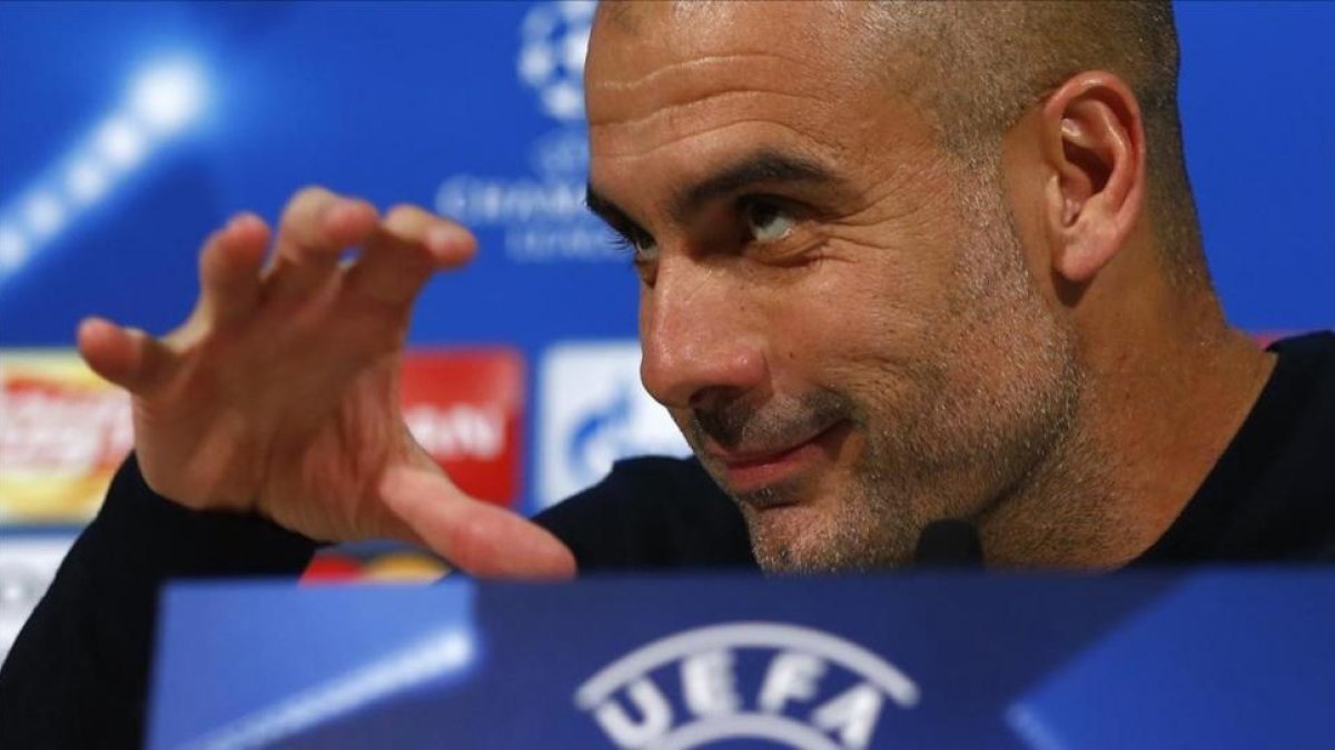 Pep Guardiola, en la rueda de prensa en el Allianz.