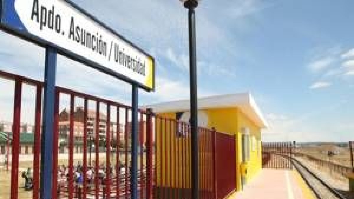 El apeadero de La Asunción, junto con el de Las Ventas, fue inaugurado en el mes de julio