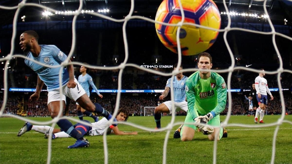 Sterling celebra un gol logrado hoy