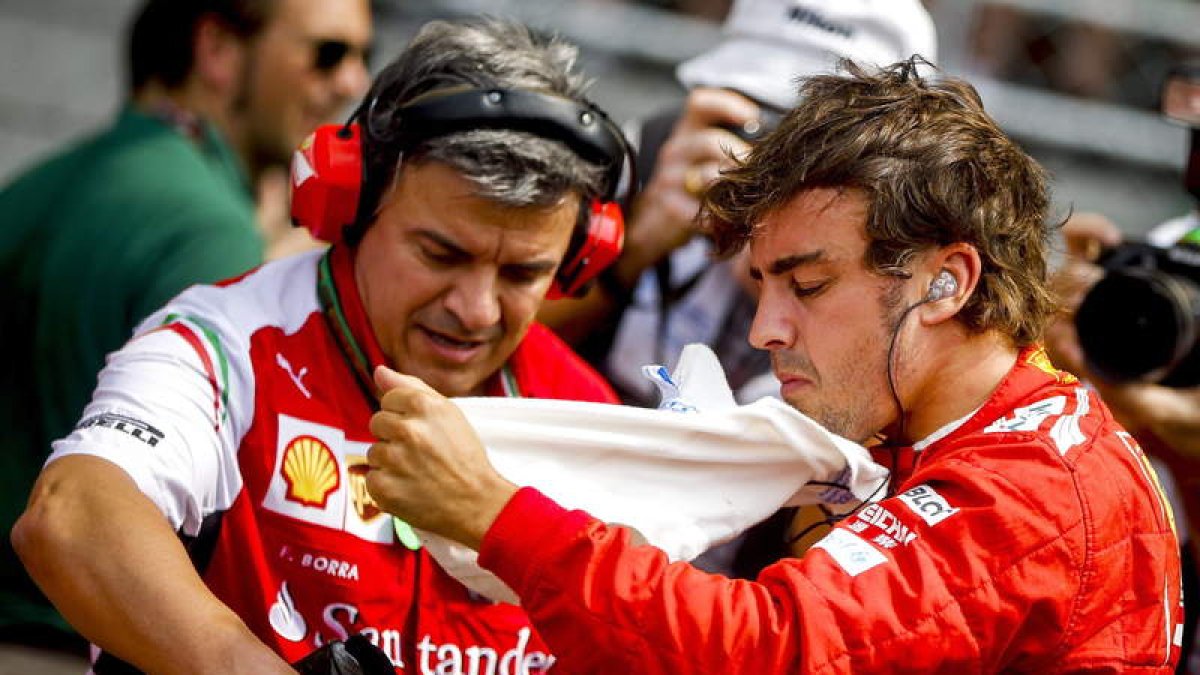 Alonso acabó cuarto en Sepang y es tercero en el Mundial.