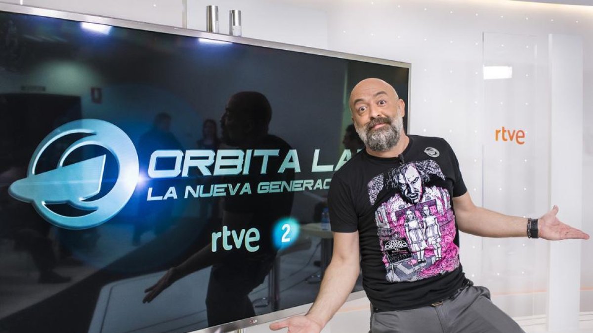 Goyo Jiménez, presentador de 'Órbita Laika: la nueva generación', en una foto promocional del programa de La 2.