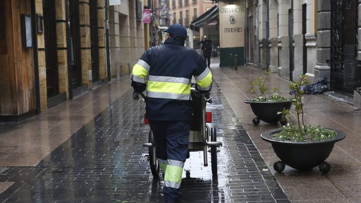 En la mayor parte del medio rural la limpieza de calles no cuenta con servicio específico.