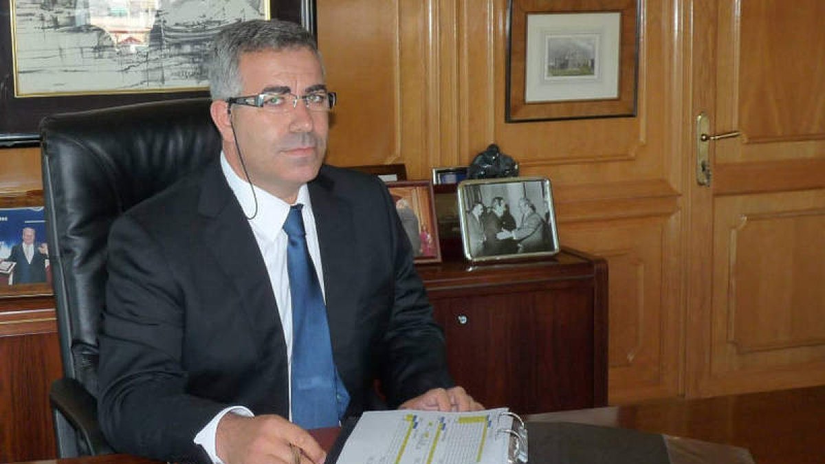 Ángel de Cabo está ahora en la prisión de Teixeiro.