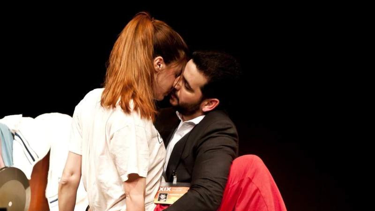 Manuela Velasco y Fran Perea, en una de las escenas.