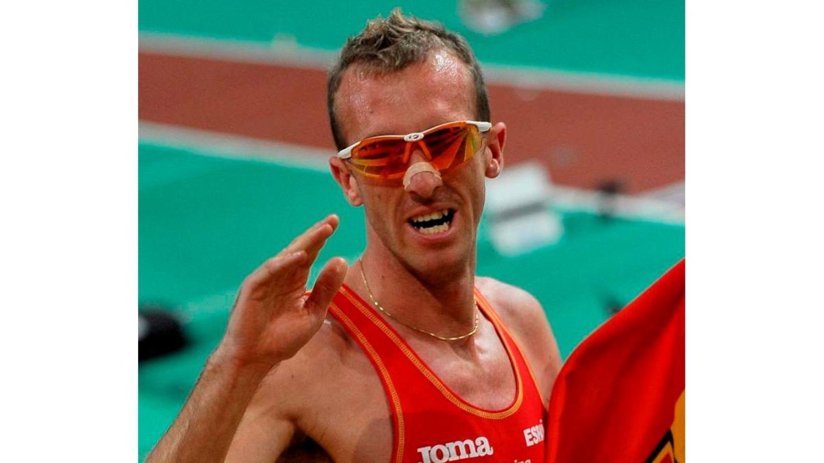 El leonés Sergio Sánchez, tras proclamarse subcampeón mundial de 3.000 metros.