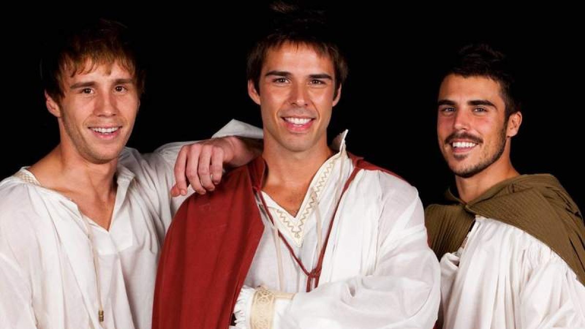 Los protagonistas de ‘Romeo’, los actores Bernabé Fernández, Álex Barahona y Javier Hernández.