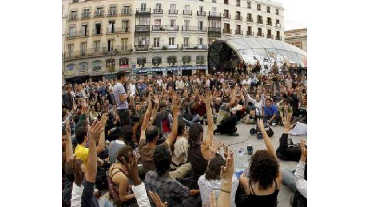 Las asambleas se sucedieron en la Puerta del Sol para planificar las iniciativas.