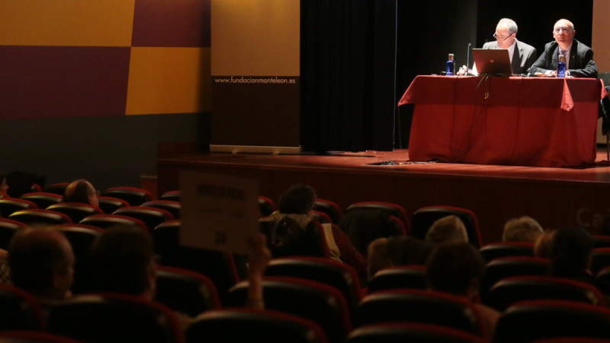 La subasta se celebró ayer por la tarde en la sede de la Obra Social.
