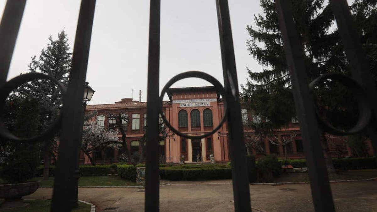 La residencia de ancianos está en San Mamés. JESÚS F. SALVADORES