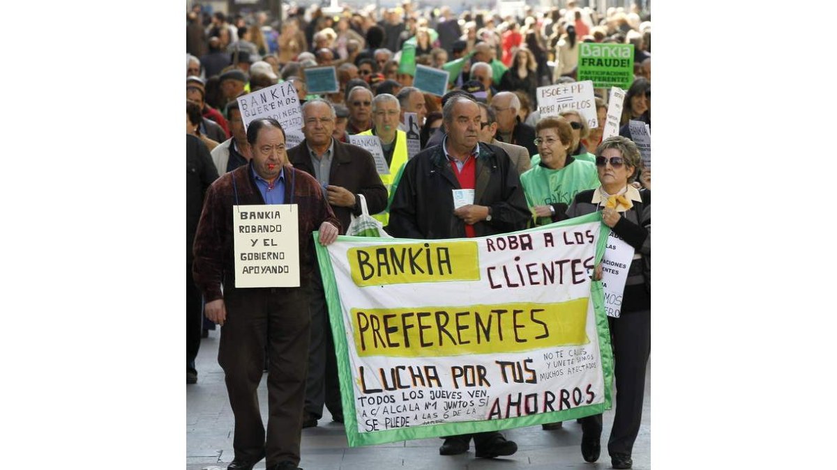 Una protesta de efectados por las preferentes de Bankia.