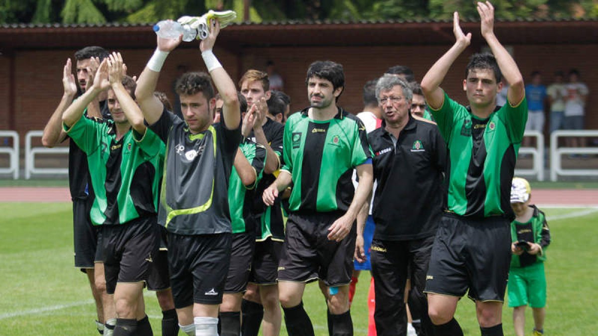 Los jugadores del Universidad de Oviedo llegan con ganas de lograr un resultado positivo.