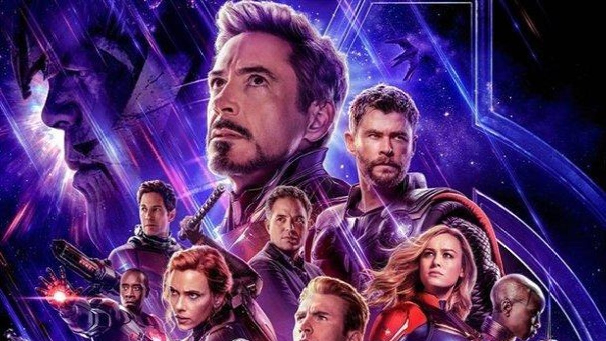 Póster oficial de la película Vengadores: Endgame.