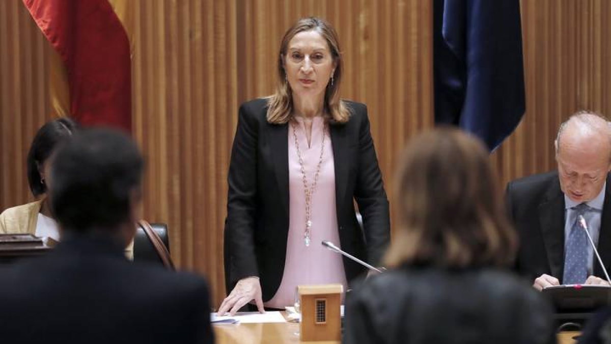 La vicepresidenta del Congreso de los diputados, Ana Pastor. CHEMA MOYA