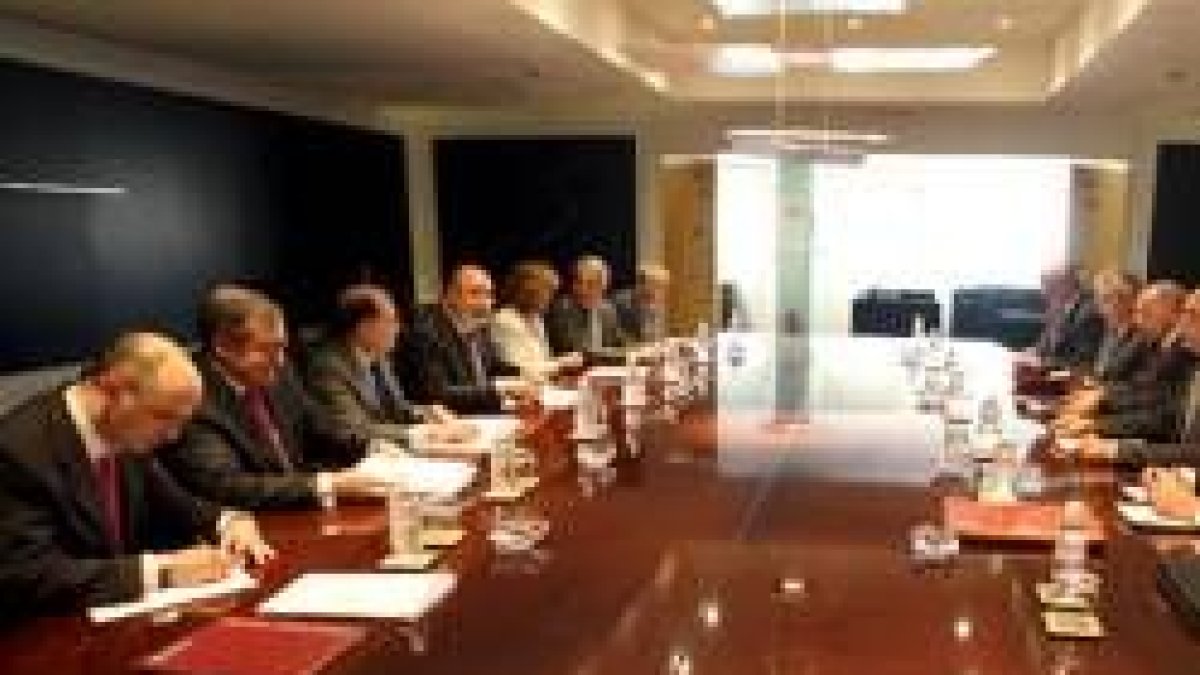 La federación de cajas de ahorro analizó ayer la situación económica y sus previsiones de futuro
