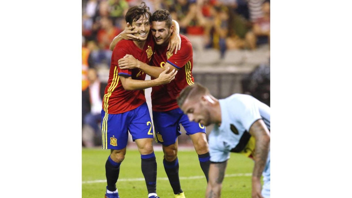 David Silva y Koke, una pareja letal que ayer guió al triunfo a España. BARRENECHEA