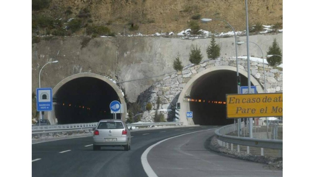 El túnel de Los Barrios es uno de los que más sanciones genera