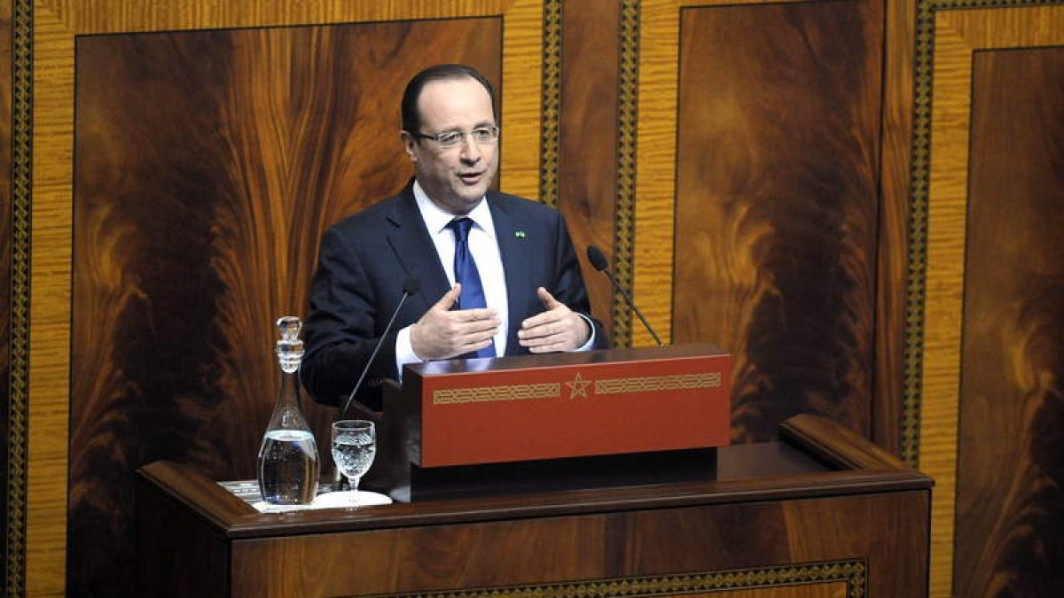 El presidente francés, Hollande, ayer en Marruecos.