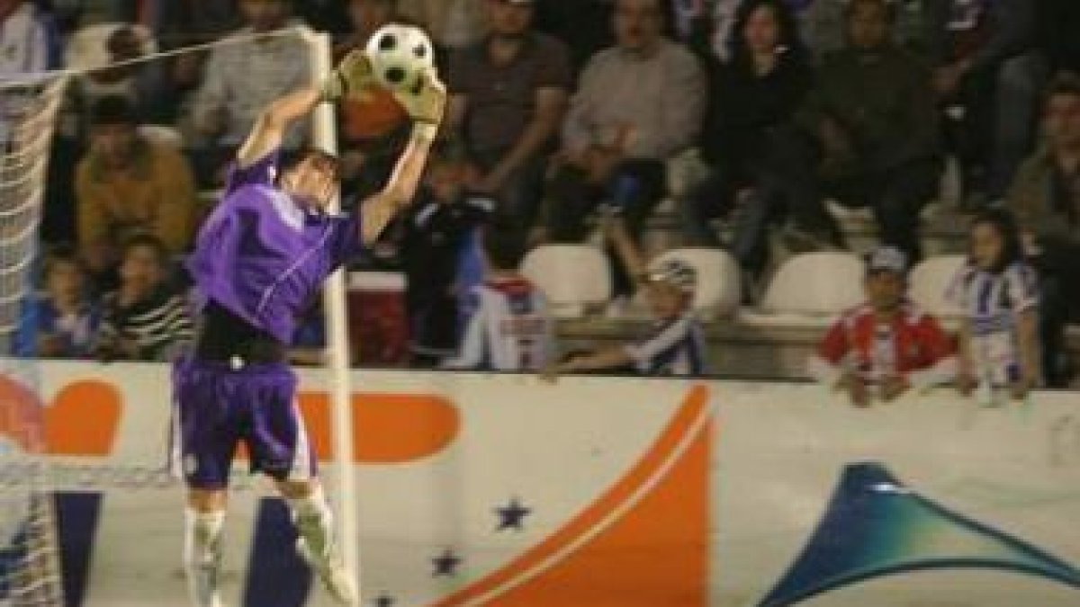 Alejandro fue uno de los grandes protagonistas en el último partido