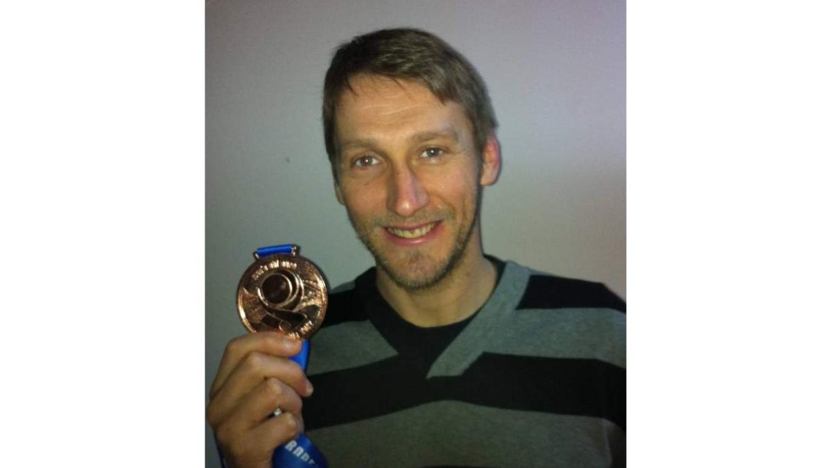 Venio Losert ayer en su ciudad natal, Slavonski Brod, con su medalla de bronce en el Europeo.