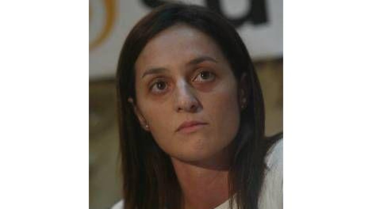 La alero canaria Arminda Moreno tiene 26 años