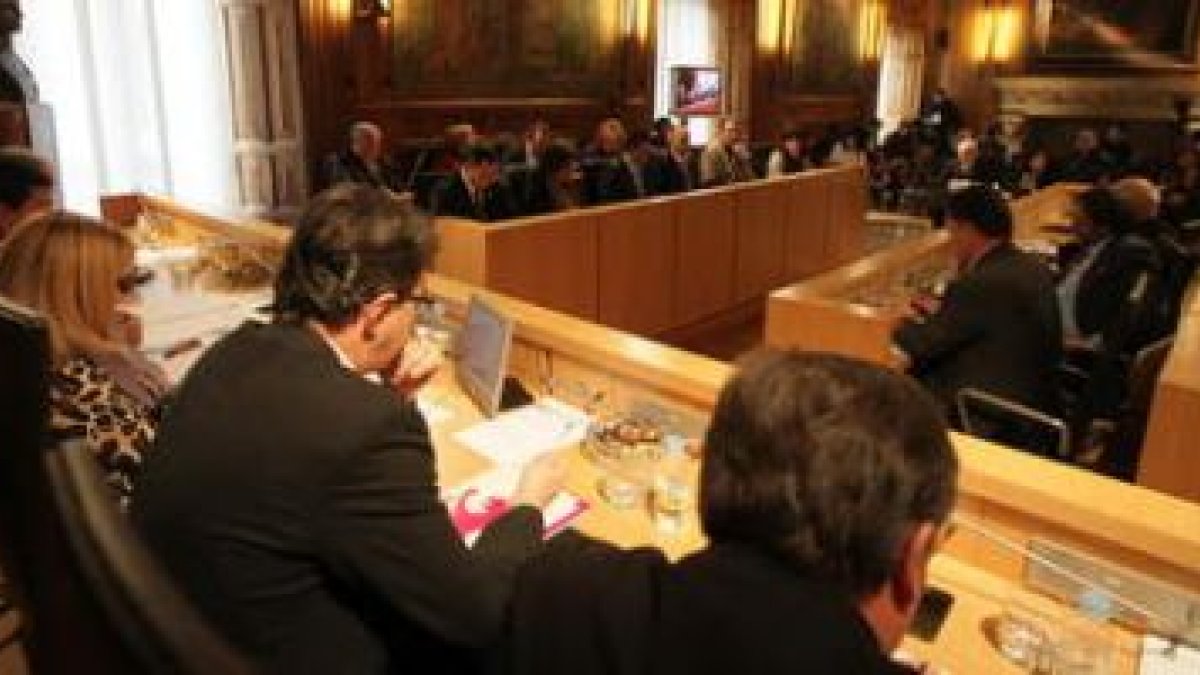 La Diputación de León cerró ayer el año político con la celebración del último Pleno ordinario.