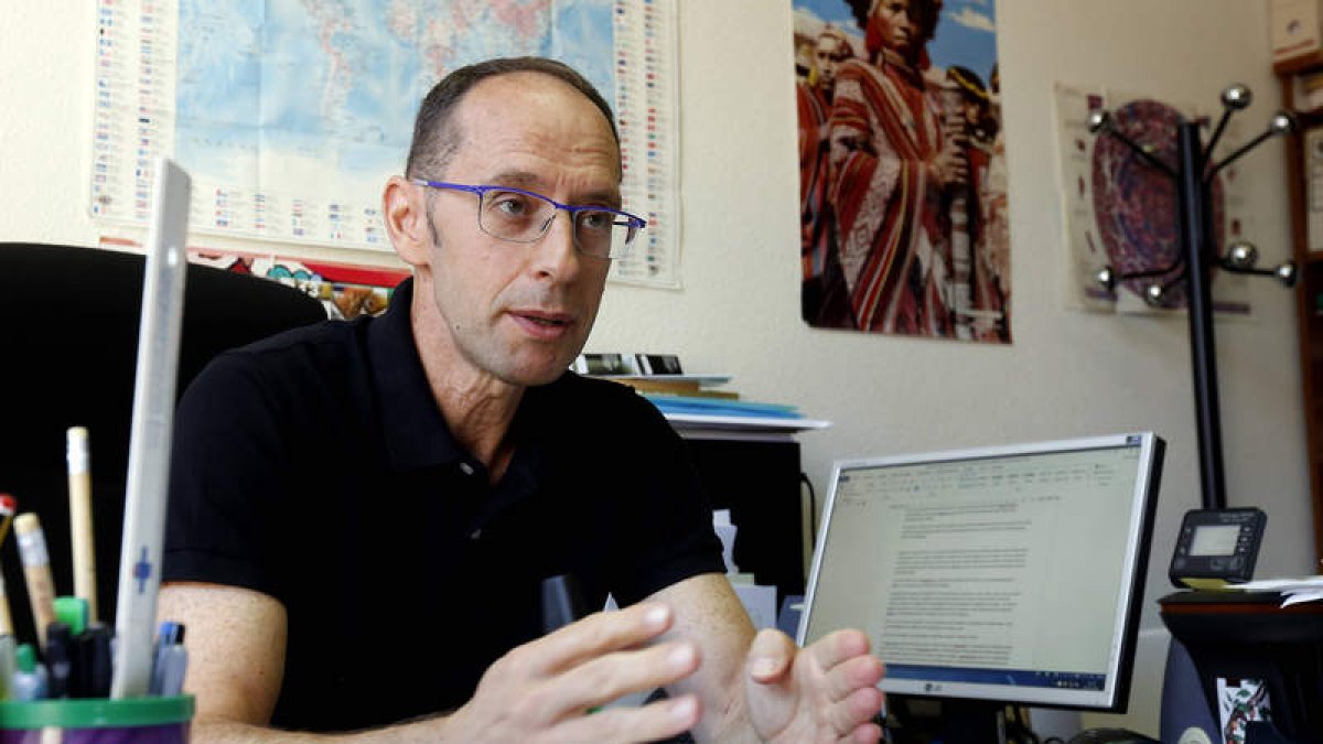 El catedrático de Antropología Social, Óscar Fernández. MARCIANO PÉREZ