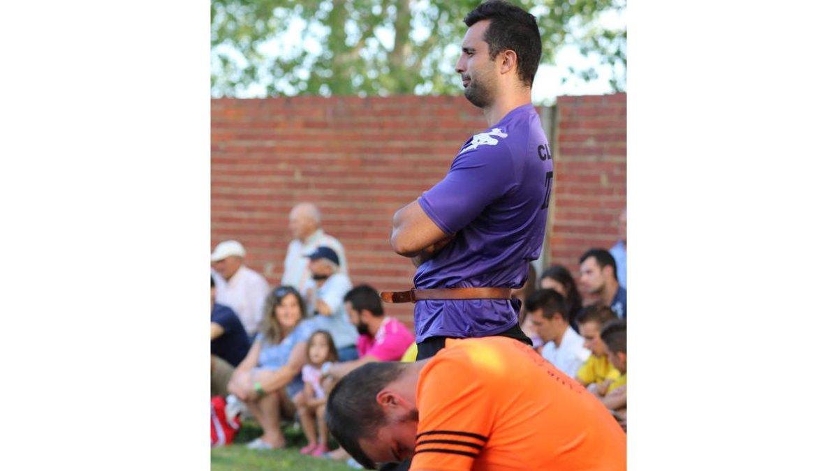 ‘Caberín’ y ‘el Junco’ en el corro de Villafañe del 2015 . A. B.