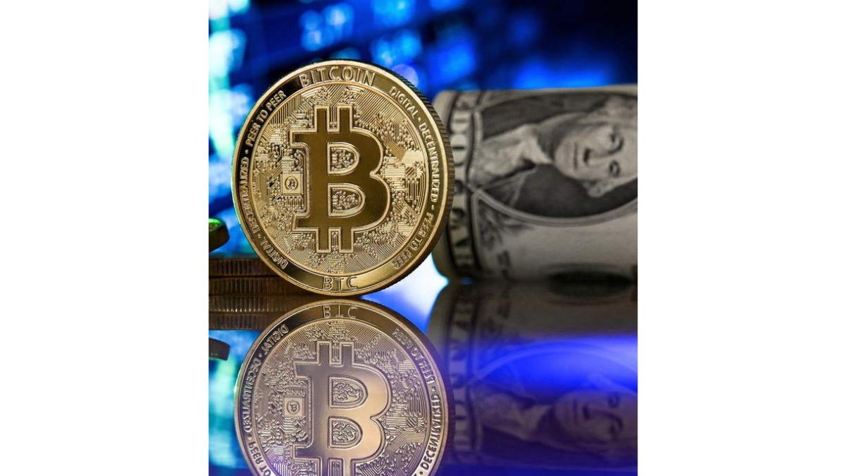 Imagen de bitcoins. SASCHA STEINBACH