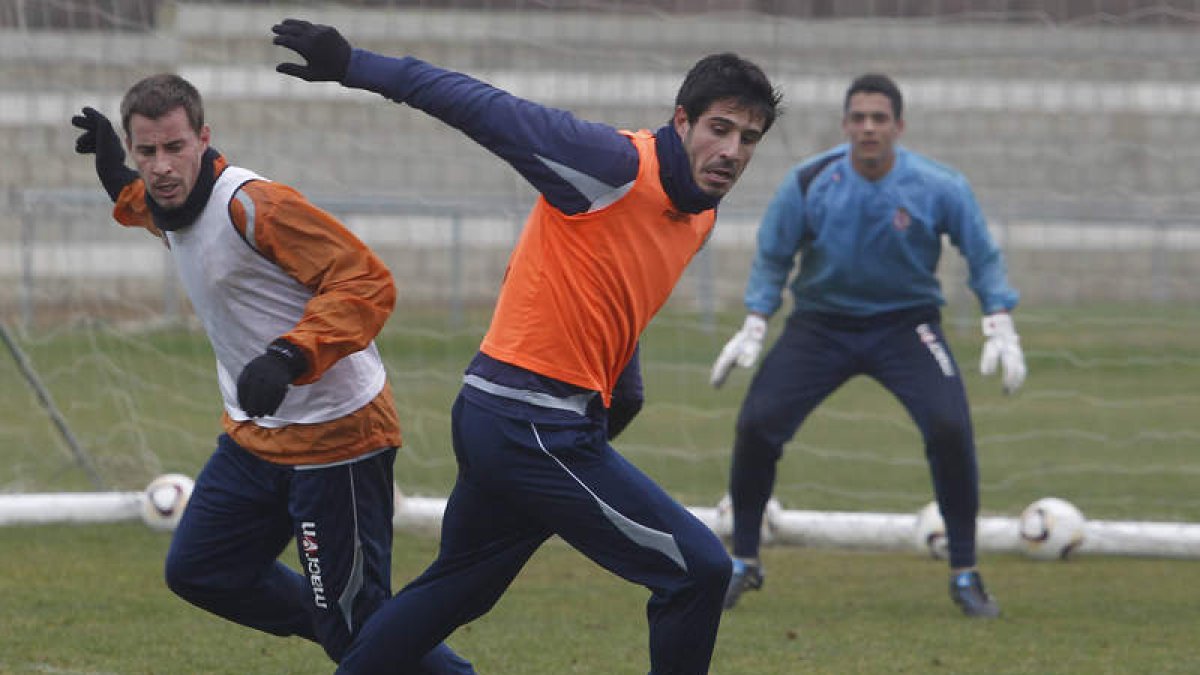 La plantilla sigue con sus entrenamientos para preparar el partido ante el Huracán.